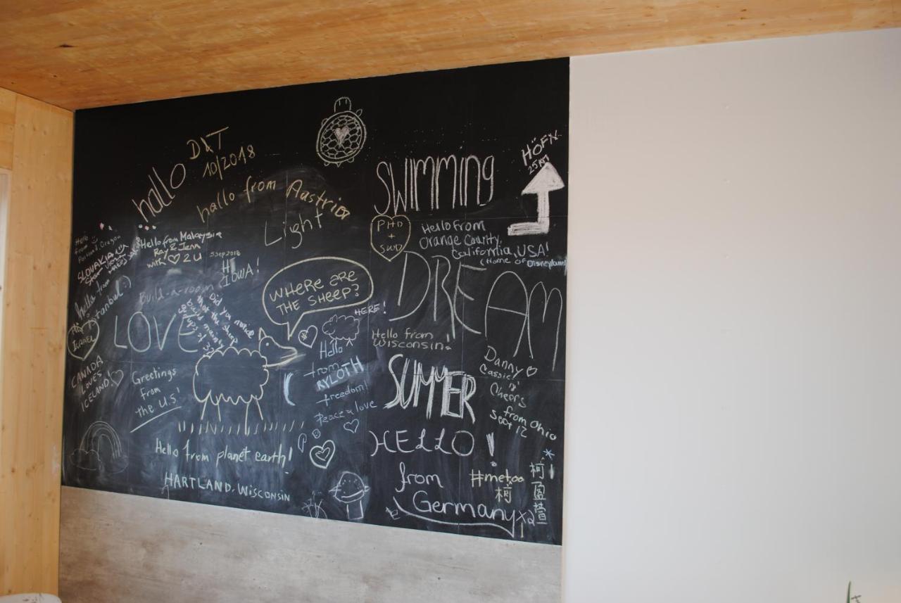 Brunnholl Country Guesthouse Hofn Ngoại thất bức ảnh